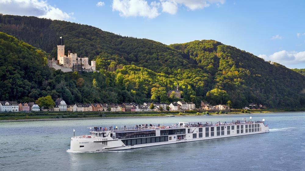 The S.S. Elisabeth sailing along the Rhine river