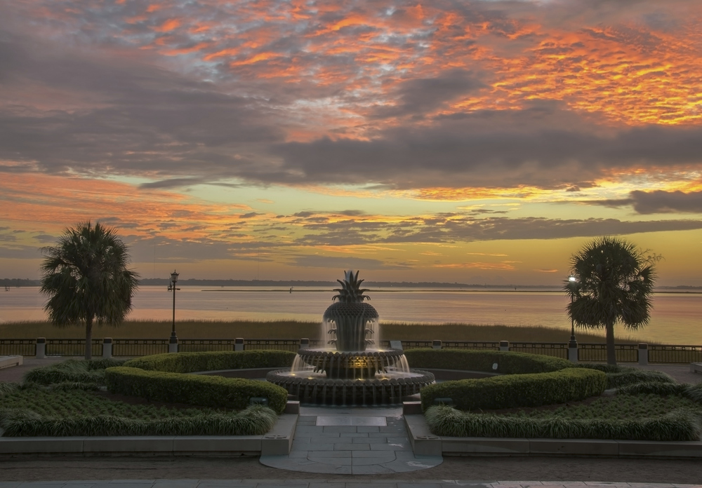 Sunrise at the Pineapple Fountain