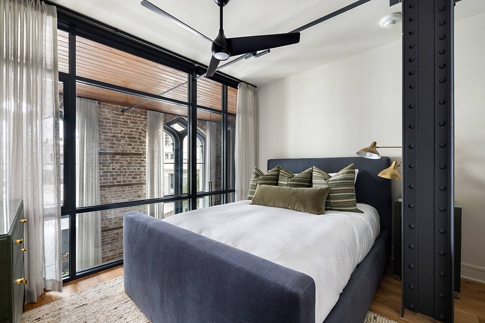 Interior of Basilica di Santo Spirito showcasing Brunelleschi’s architectural design with high ceilings and symmetrical arches.